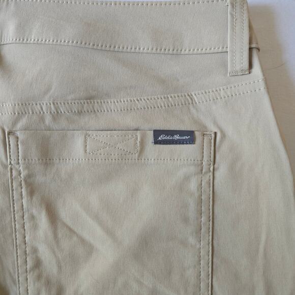 Eddie Bauer Hiking Shorts - Men's 34 - Khaki 10.5" Inseam - Picture 5 of 6